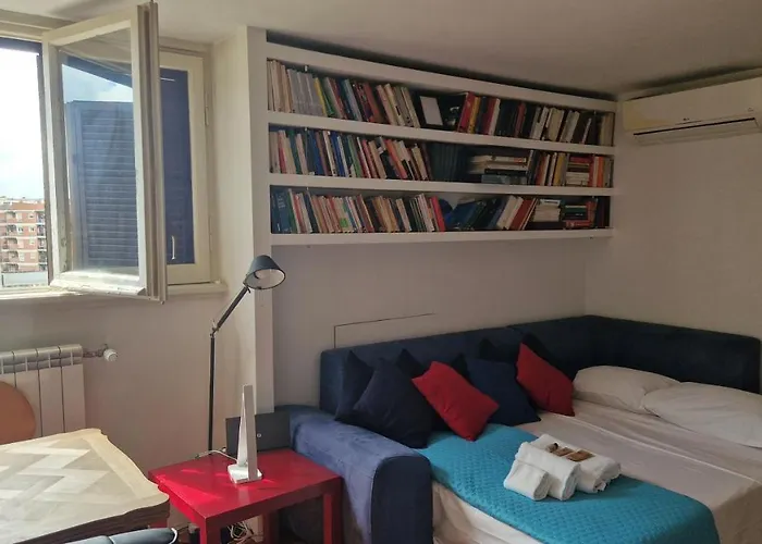Casa Di Libri - Delizioso A 10 Min Da Trastevere * Rome