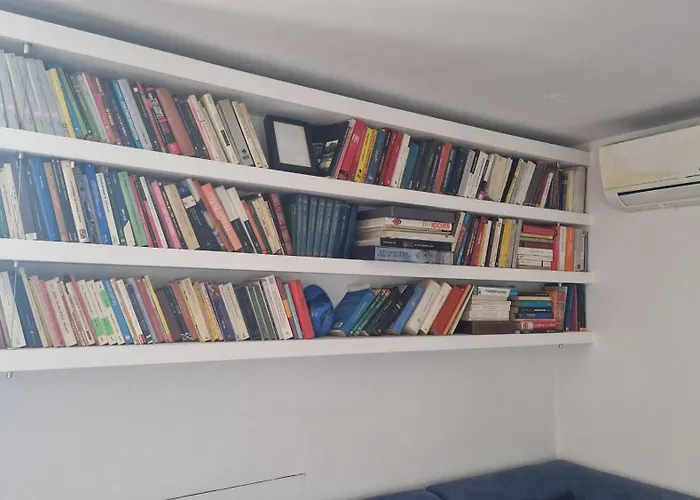 Casa Di Libri - Delizioso A 10 Min Da Trastevere Rome